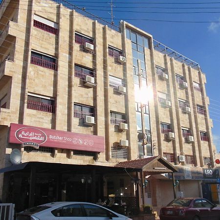 Al-Nujoom Hotel Suites Amman Exterior foto